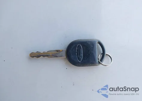 2007 Ford Focus S/Se/Ses z USA, uszkodzony, nr VIN 1FAHP31N77W235549